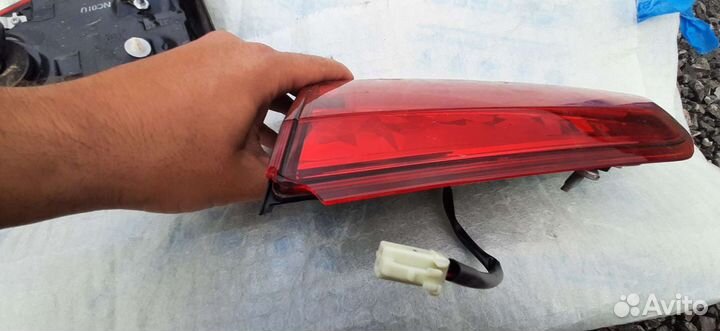 Фонари в крышку багажника mitsubishi outlander 3