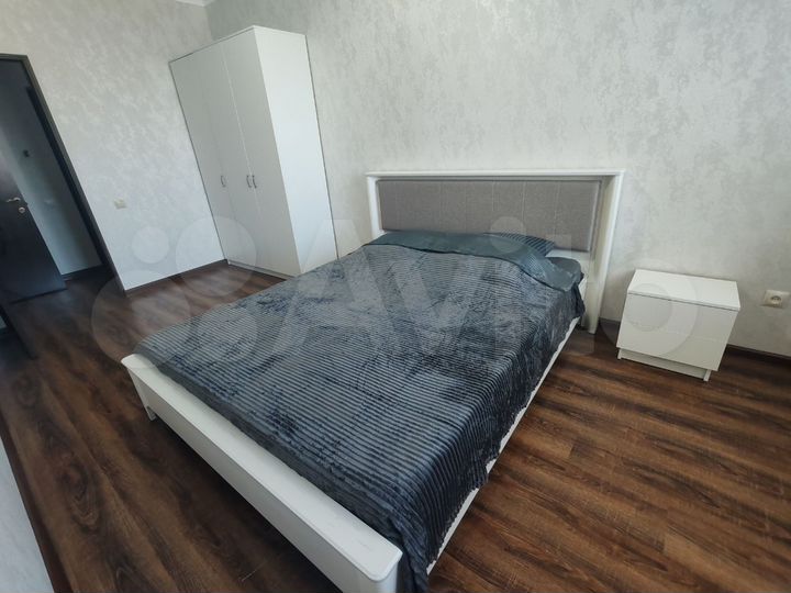 2-к. квартира, 75 м², 1/10 эт.