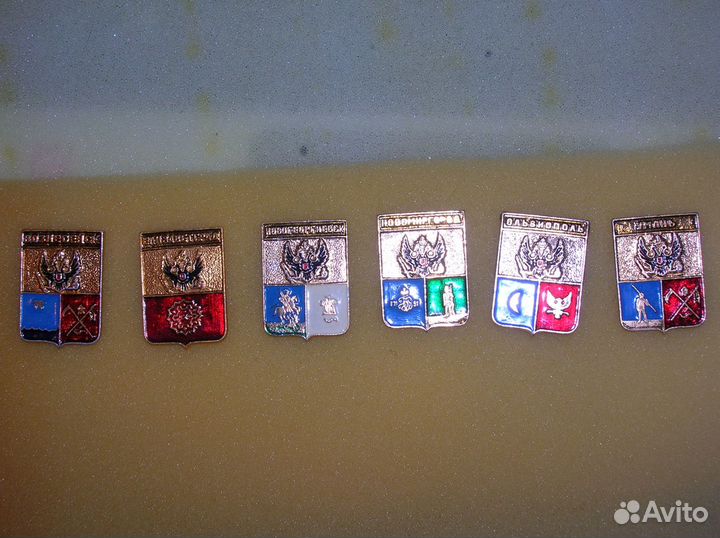 Значки гербы городов кэмз