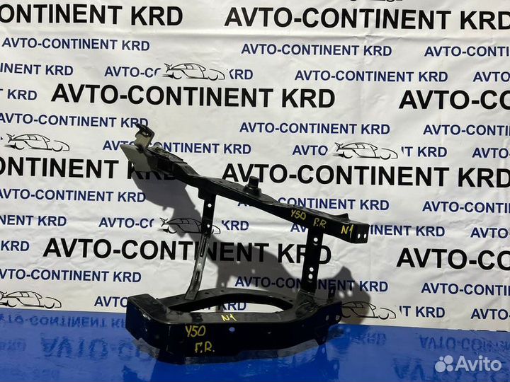 Планка под фару передняя правая Nissan Fuga Y50