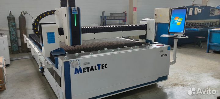 Оптоволоконный лазерный станок 1000 1500 2000