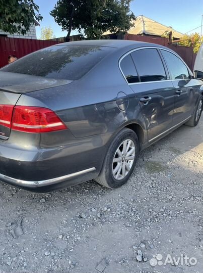 Volkswagen Passat 1.8 AMT, 2014, битый, 209 658 км