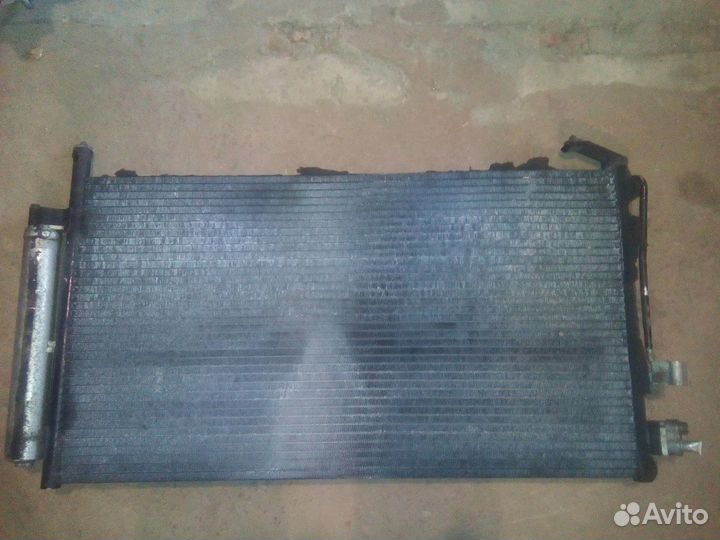 Радиатор кондиционера Subaru Forester SG5