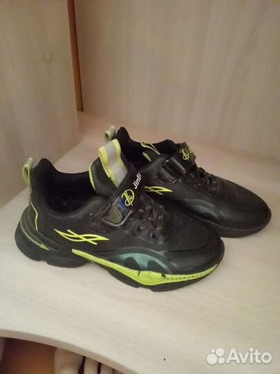 Кроссовки для девочки 32 размер