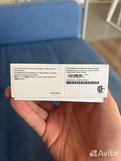 Коробка от навшников airpods