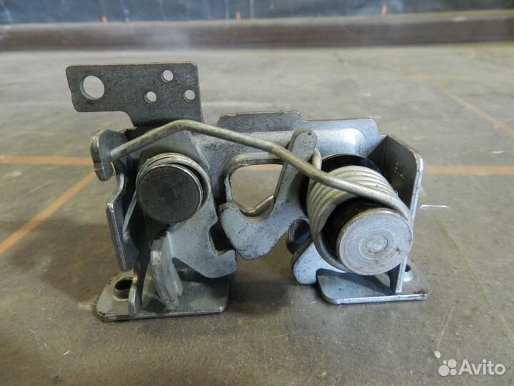 Замок капота - BMW X3 F25