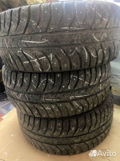 Bridgestone Ice Cruiser 7000 255/45 R18