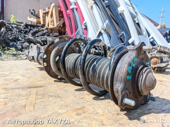 Передняя стойка Kia Sportage 4 Киа Спортейдж 4