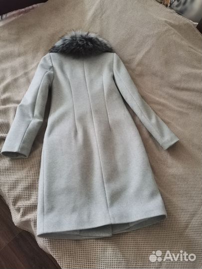 Пальто женское зимнее с мехом
