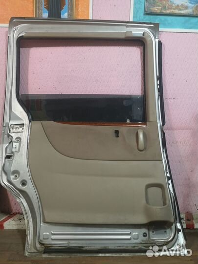 Дверь mazda MPV