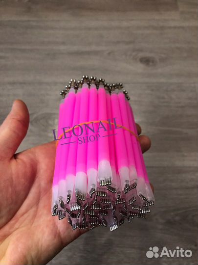 Магнит для гель лаков / ромашка