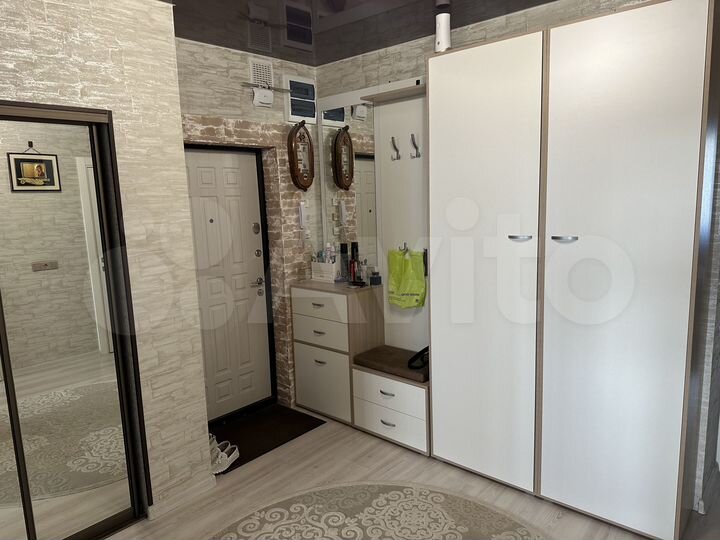 2-к. квартира, 63,2 м², 5/9 эт.