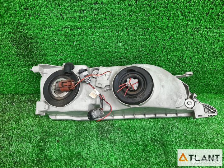 Фара передняя левая toyota cresta