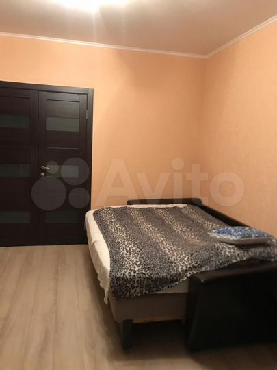 Комната 15 м² в 3-к., 7/17 эт.