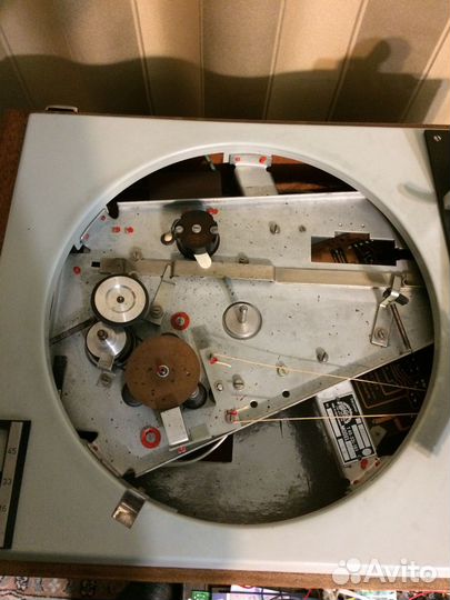 Проигрыватель виниловых пластинок supraphon