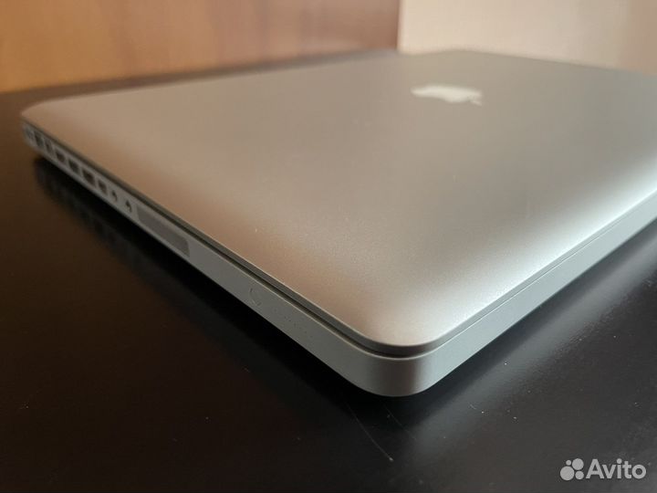 Apple MacBook Pro 17