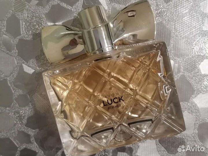 Туалетная вода женская от avon Luck