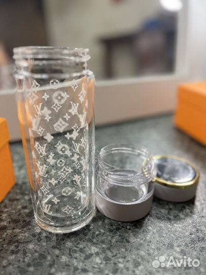 Бутылка для воды louis vuitton