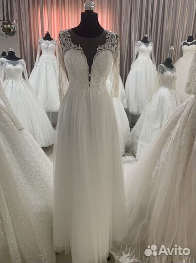 Свадебное платье