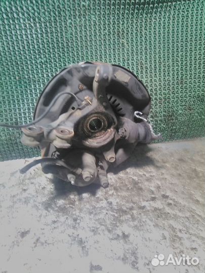 Ступица toyota ractis NCP100 1NZ-FE (A6-1-4-4) Передний Правый контрактная