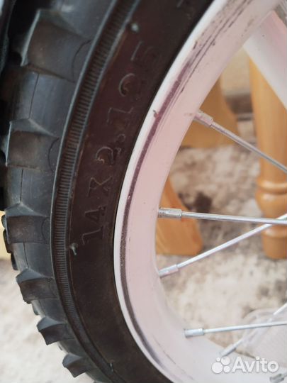 Детский четырёхколесный велосипед