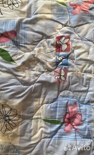 Одеяло (шерстяное, из синтепона; байковое СССР)