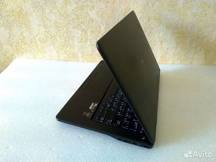 Ноутбук Dell Е7250: Core i5-5300, 8gb, SSD 256