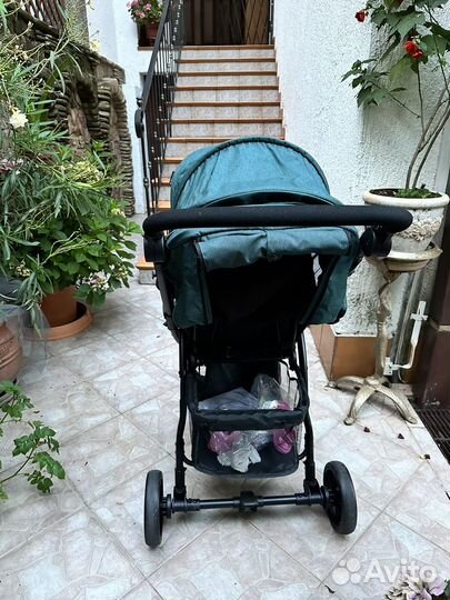 Прогулочная коляска tomix
