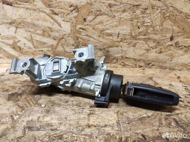 Замок зажигания Audi A3 8P рестайлинг 2