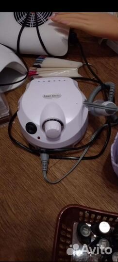 Маникюр педикюр