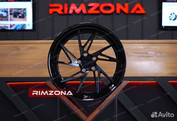 Двусоставные кованые диски R20 на Camaro