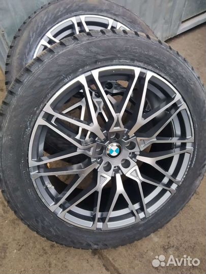 Колеса на BMW X5 G05 X6 G06 r20 5x112 305/40/20 27