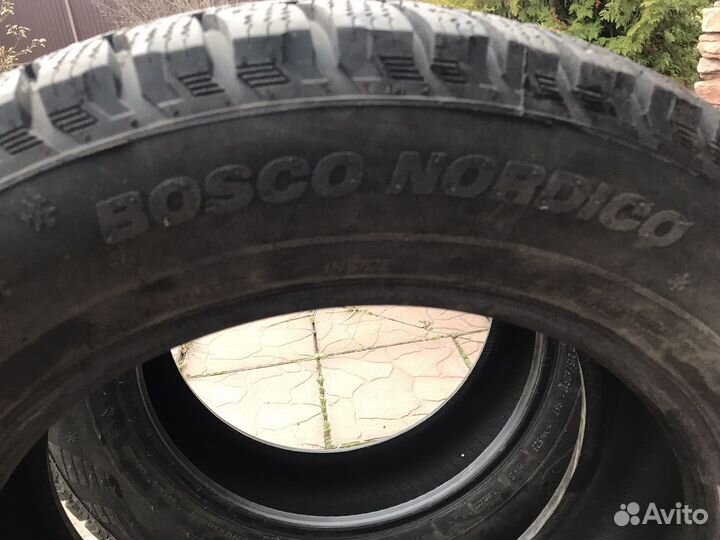 Viatti Bosco Nordico V-523 215/65 R17 96T