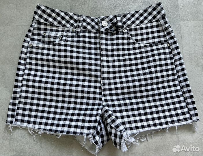 Джинсовые шорты 42 44
