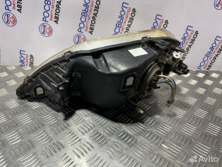 Фара правая LADA Largus