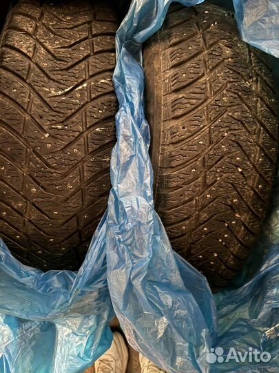 Yokohama Ice Guard IG65 215/65 R17