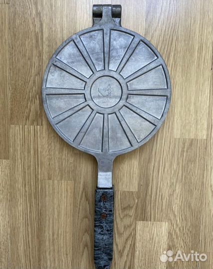 Вафельница орешница СССР