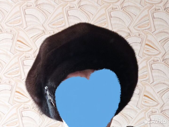 Берет женский норковый