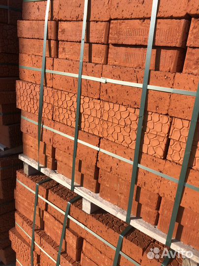 Кирпич одинарный полнотелый рядовой М125