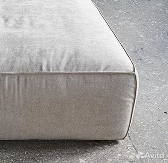 Диван прямои 4400х1700 мм