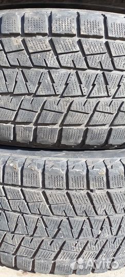 Bridgestone Blizzak DM-V1 265/65 R17