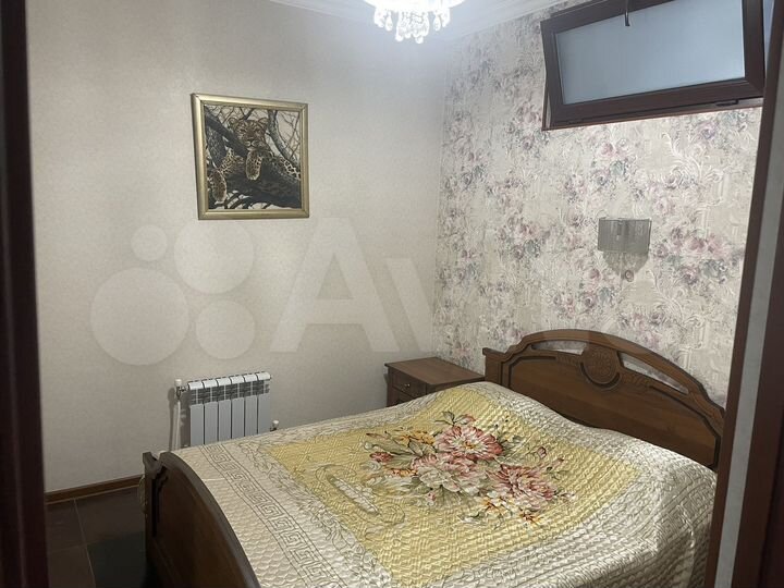 2-к. квартира, 37 м², 1/6 эт.