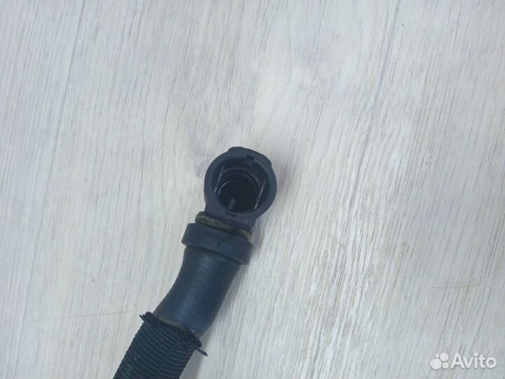 Патрубок охлаждения BMW 8 G14/G15 G30 2020