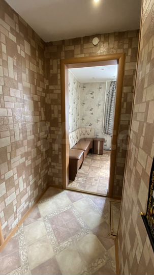 3-к. квартира, 54 м², 1/2 эт.