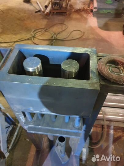 Пресс для Лего облицовочного кирпича, брусчатки