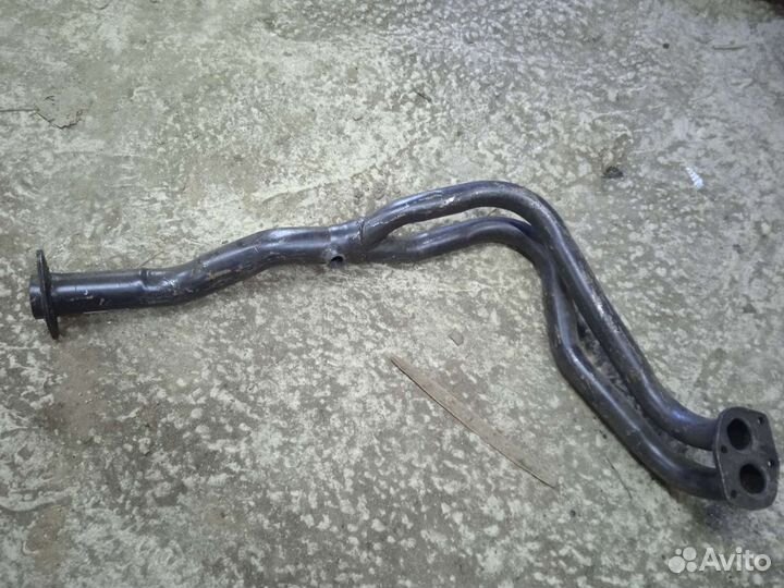 Труба приемная ваз-21214 под датчик новая