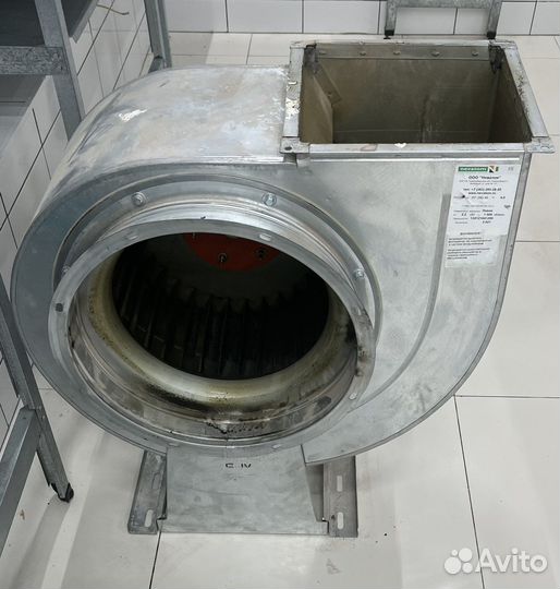 Продается вентилятор улитка вытяжной