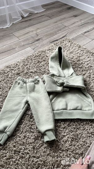 Спортивный костюм для девочки