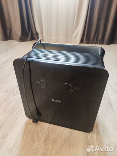 Увлажнитель - Очиститель воздуха Bork Q710