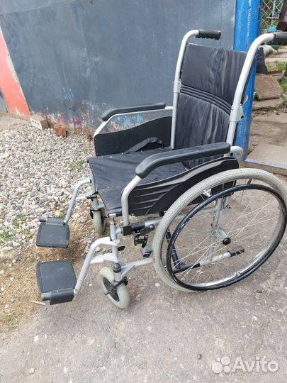Инвалидная коляска новая